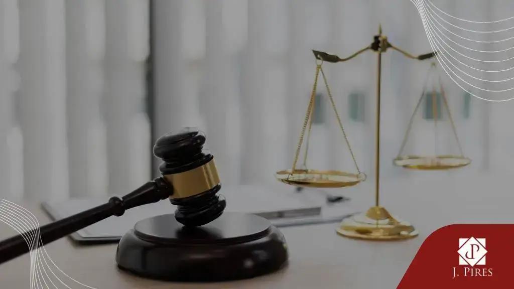 A Importância da Defesa Técnica em Acusações de Agressão.