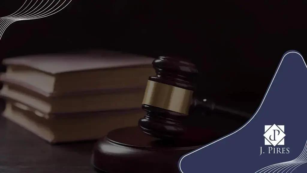 É Possível Revogar uma Medida Protetiva? Um Advogado Responde.