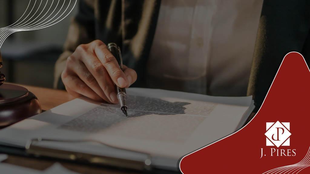 Júlio Pires: Referência em Advocacia Criminal no Estado do Paraná. 2 Júlio Pires: Referência em Advocacia Criminal no Estado do Paraná.